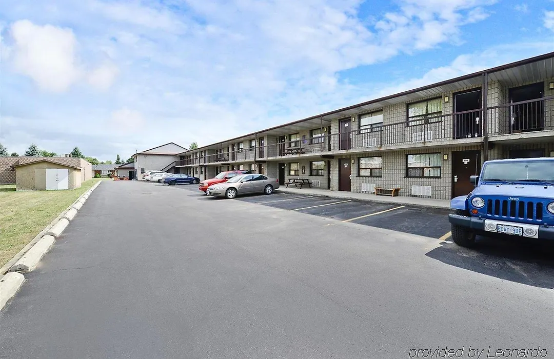 Victoria Motel-1