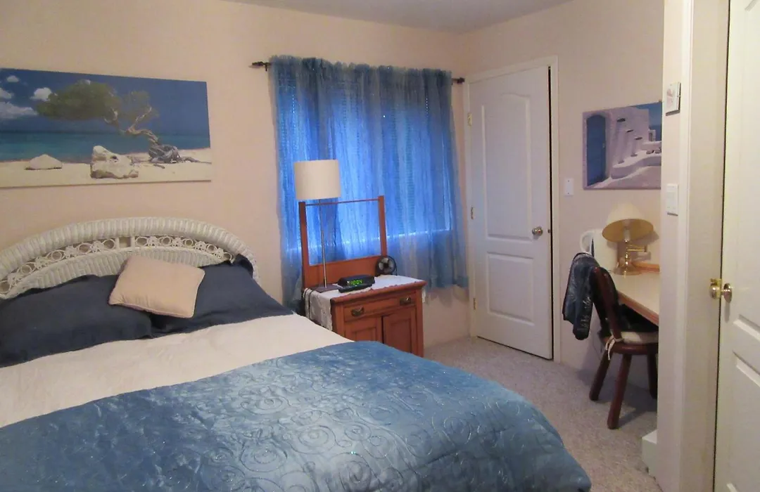 Davis Bay Bed & Breakfast-1