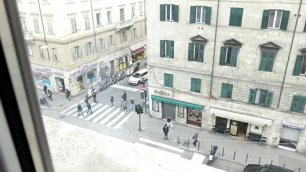 B&B Piazza Goldoni-1