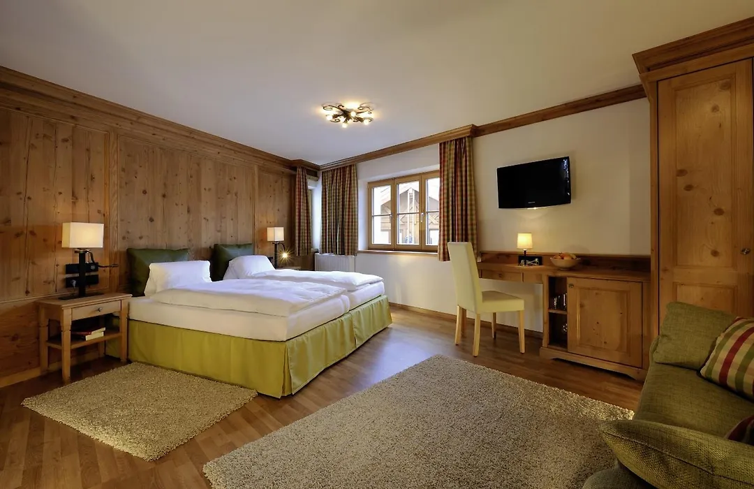 Hotel Garni Albona-1