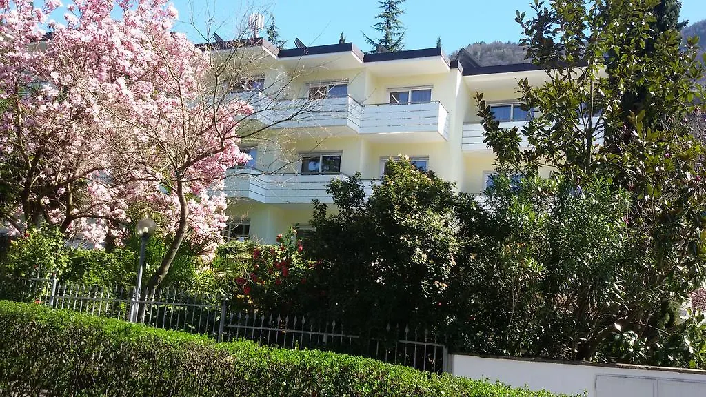 Hotel Maximilian-1