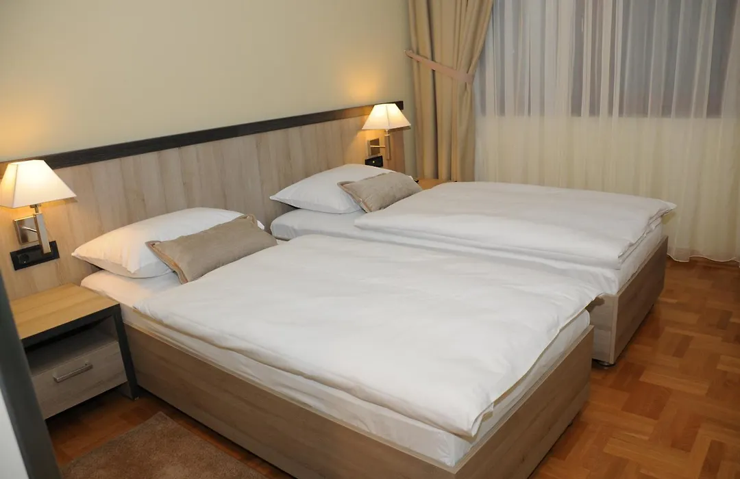 Hotel Calypso-1