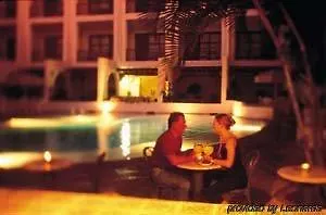 Hotel Los Arcos-1