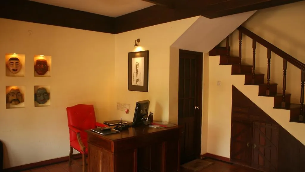 Raintree Lodge-1