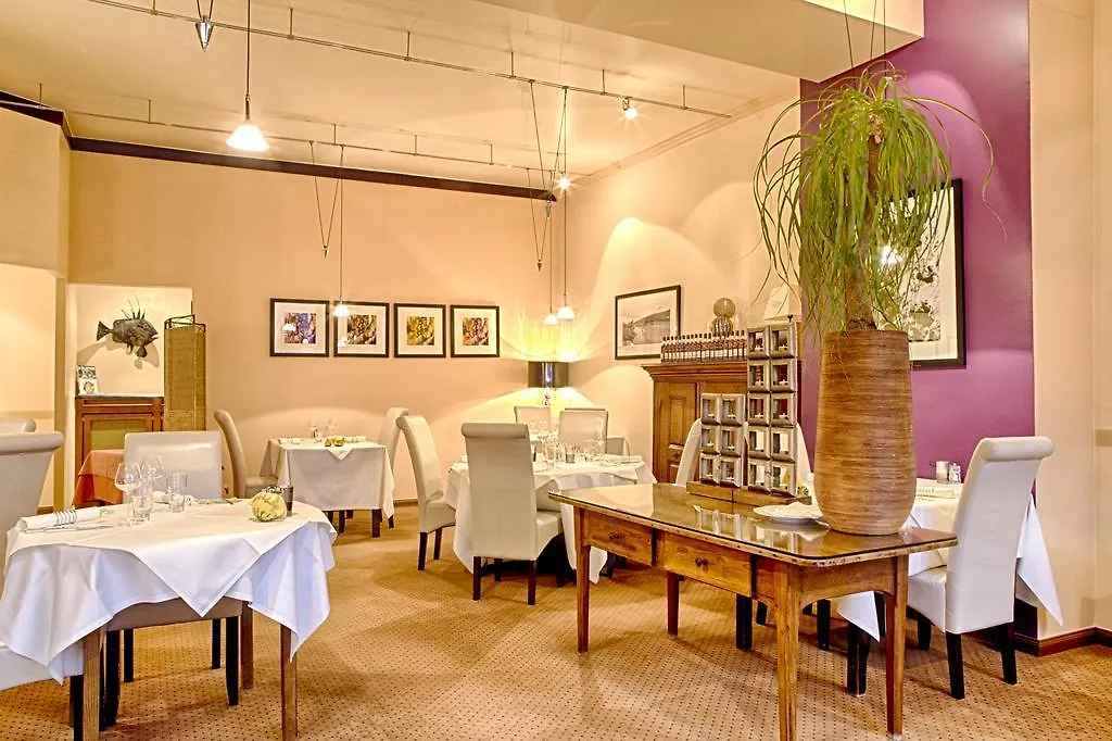 Hotel Restaurant "Le Strasbourg"-1