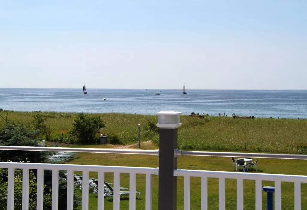 The Seaside Inn-1