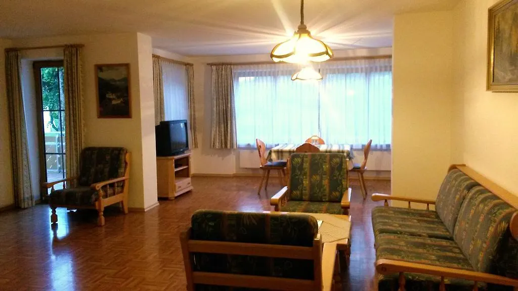 Bayersoier Hof-1