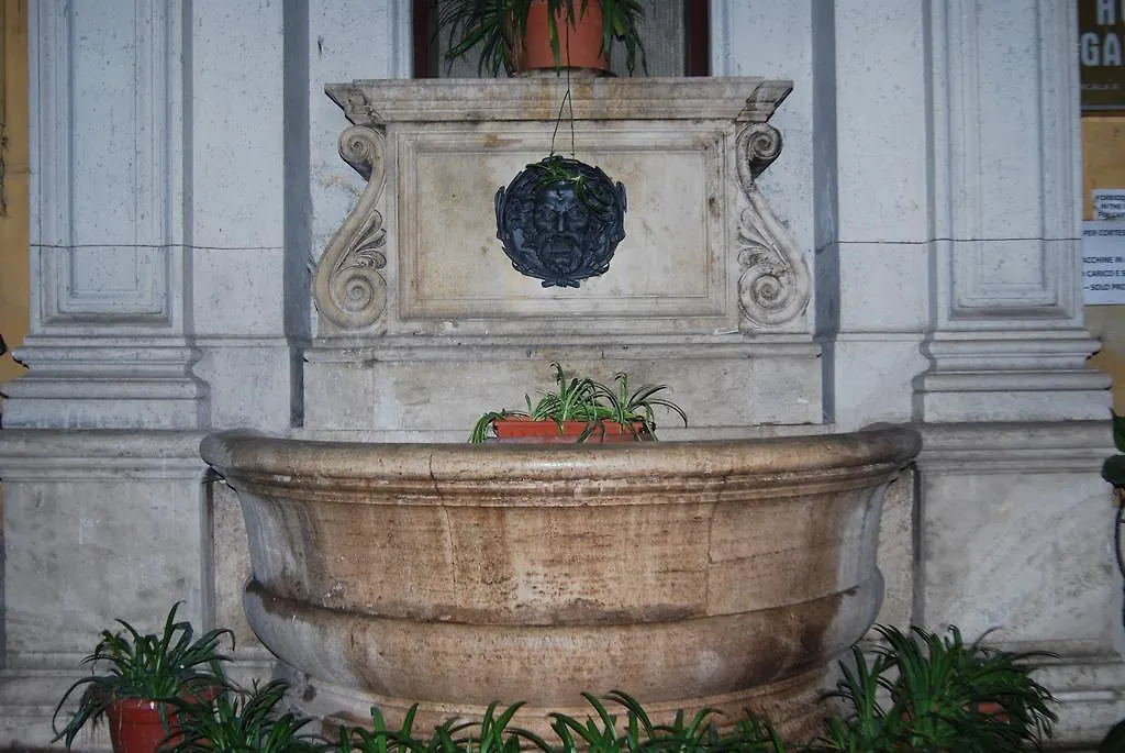 B&B Roma Royal Residence-1