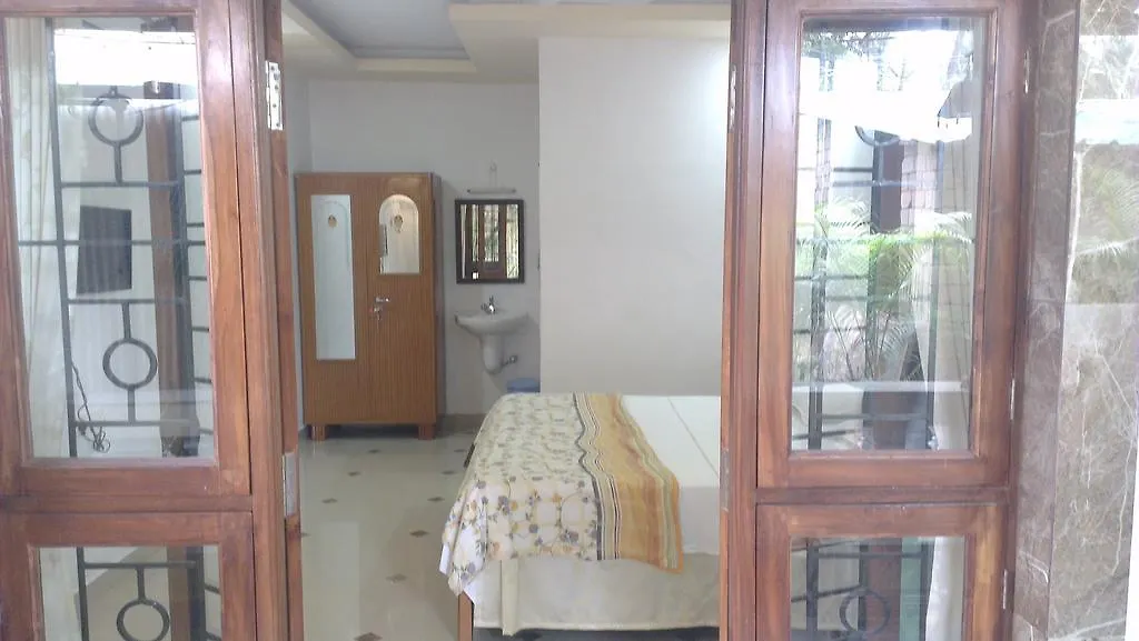 Alba Rooms Palolem Rosebuds-1