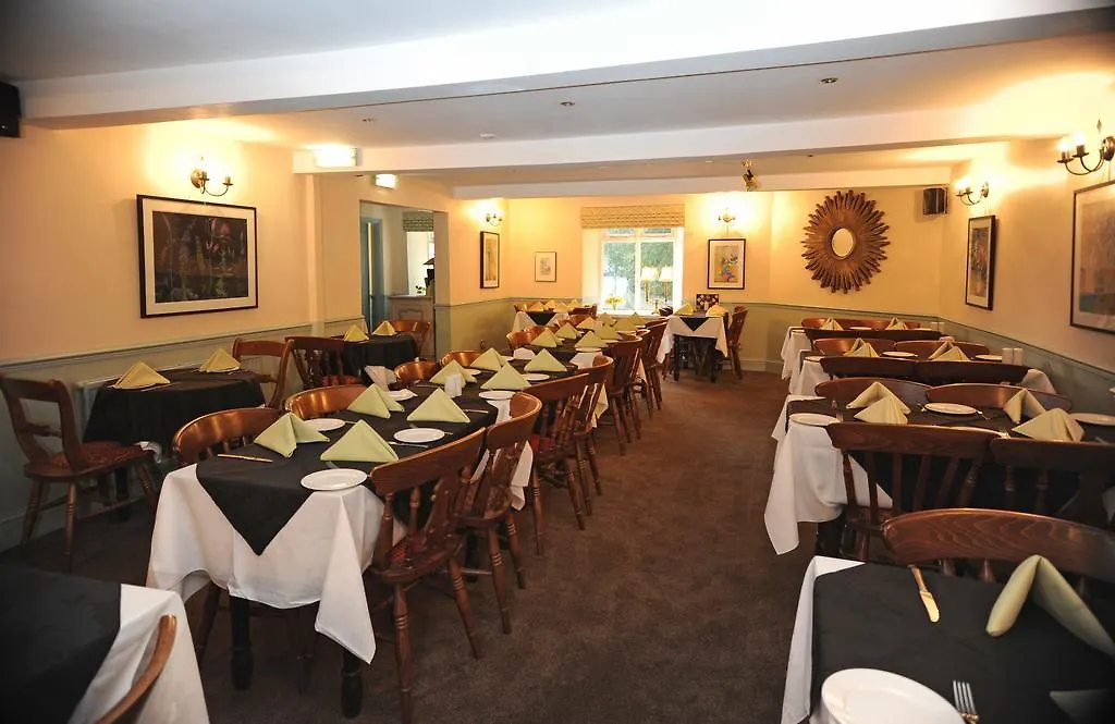 Queens Arms Country Inn-1