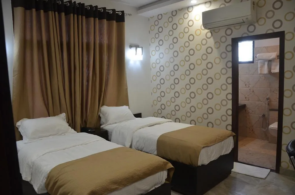Hotel Park Plaza-1