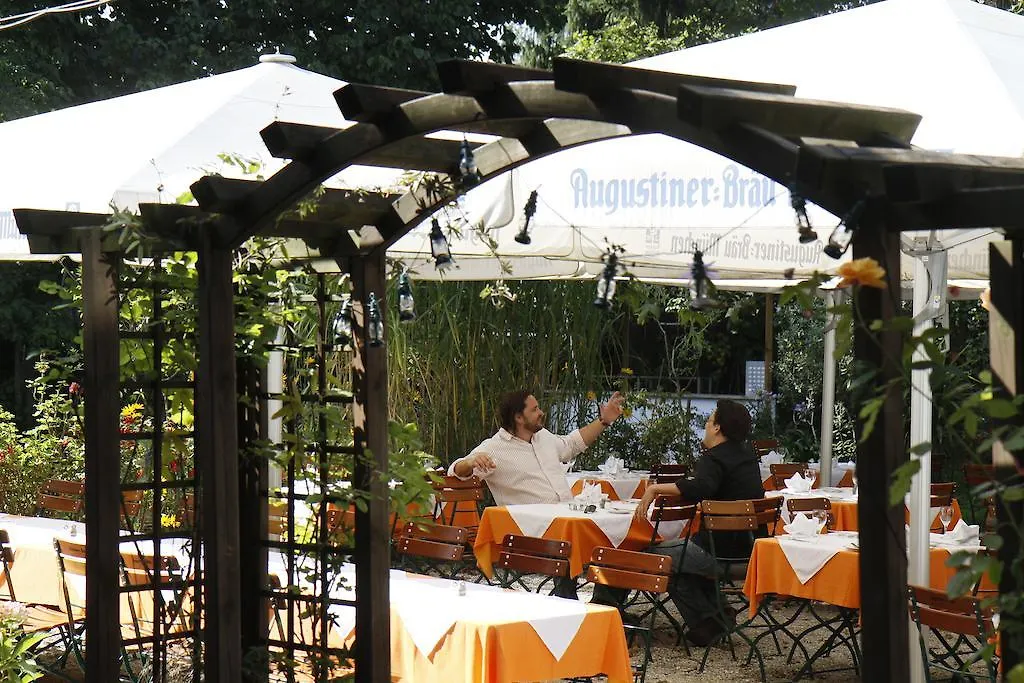 Hotel Neumayr-1