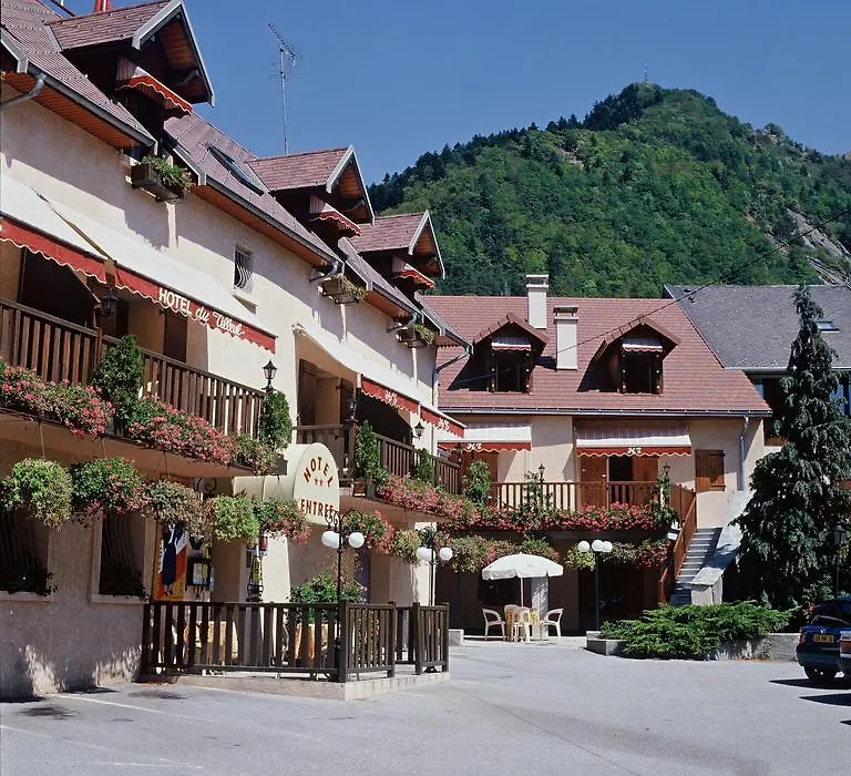 Hotel De La Poste-1