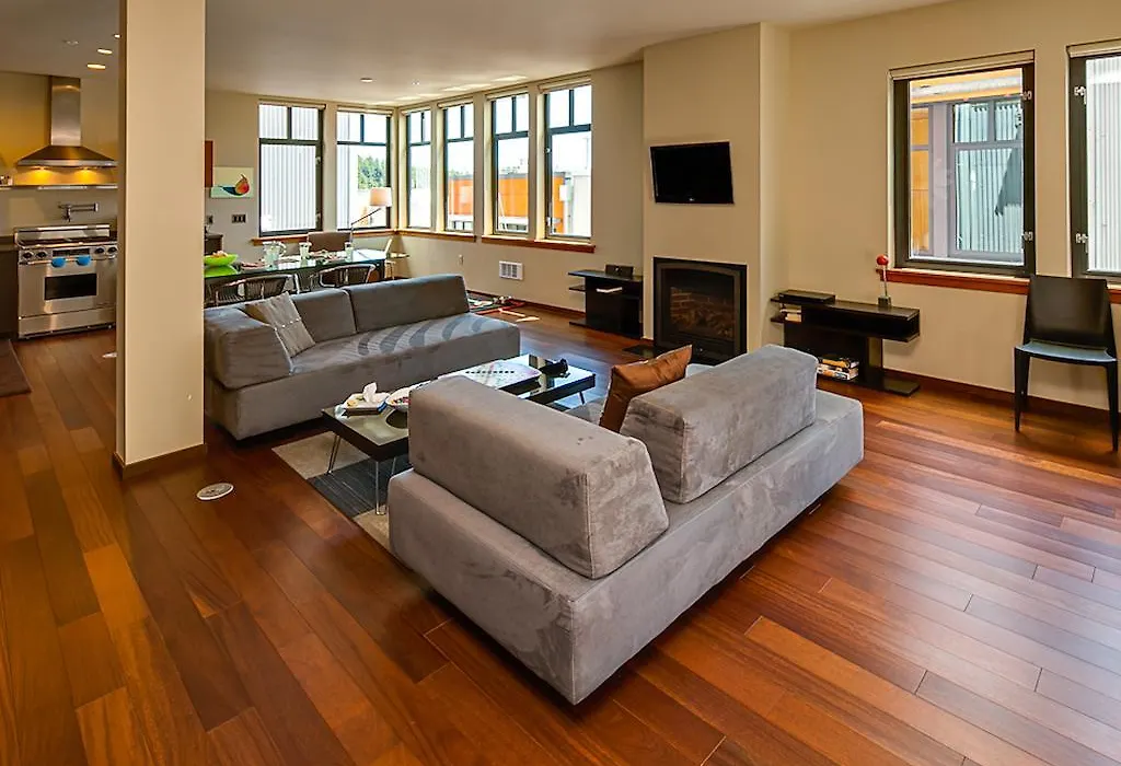 Island Inn At 123 West-1
