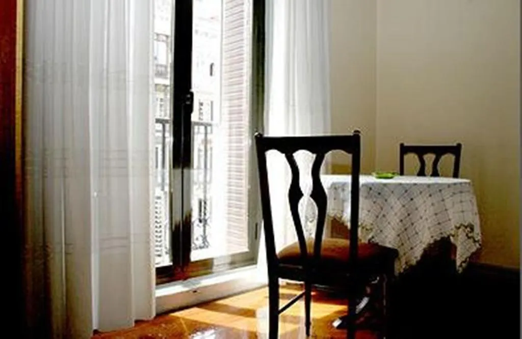 Hostal Delfina-1