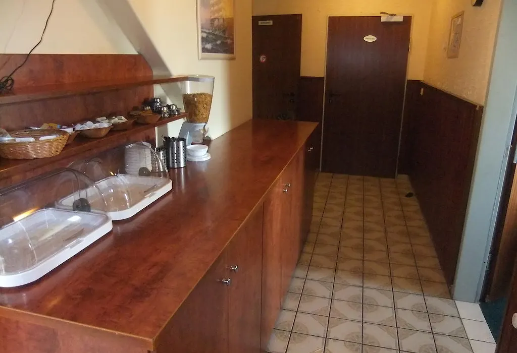 Hotel Adriatic-1