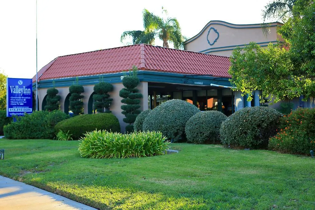 Valley Inn-1