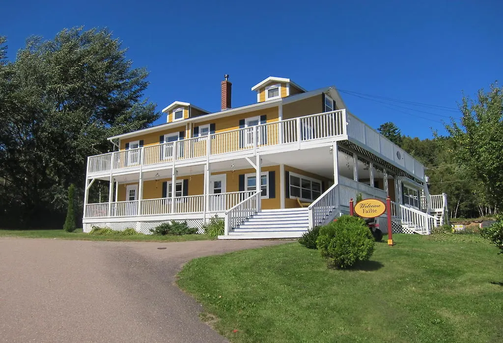 The Island Inn-1
