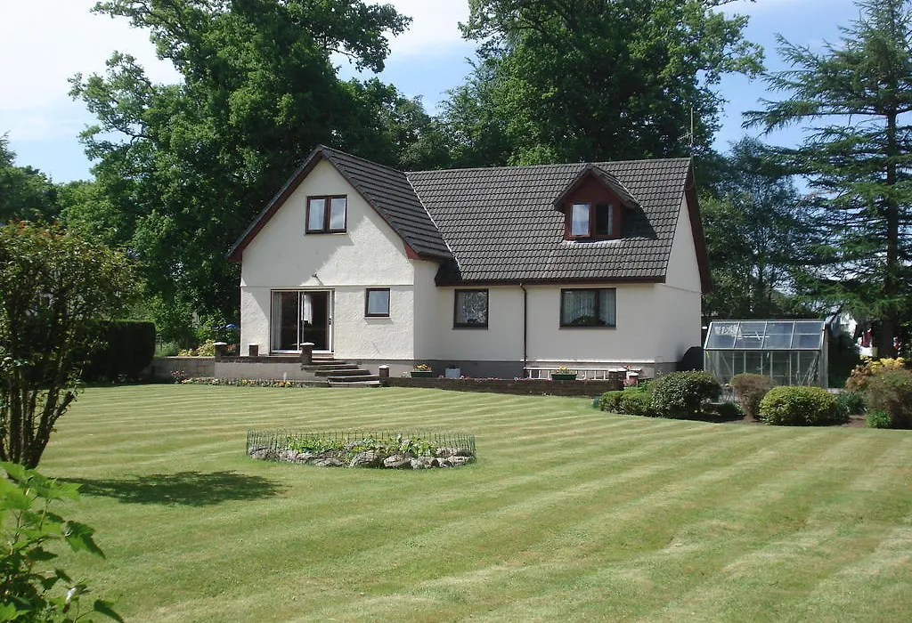 Thistle Cottage-1