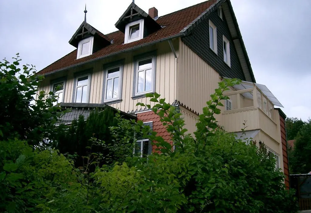 Pension Haus Martha-1