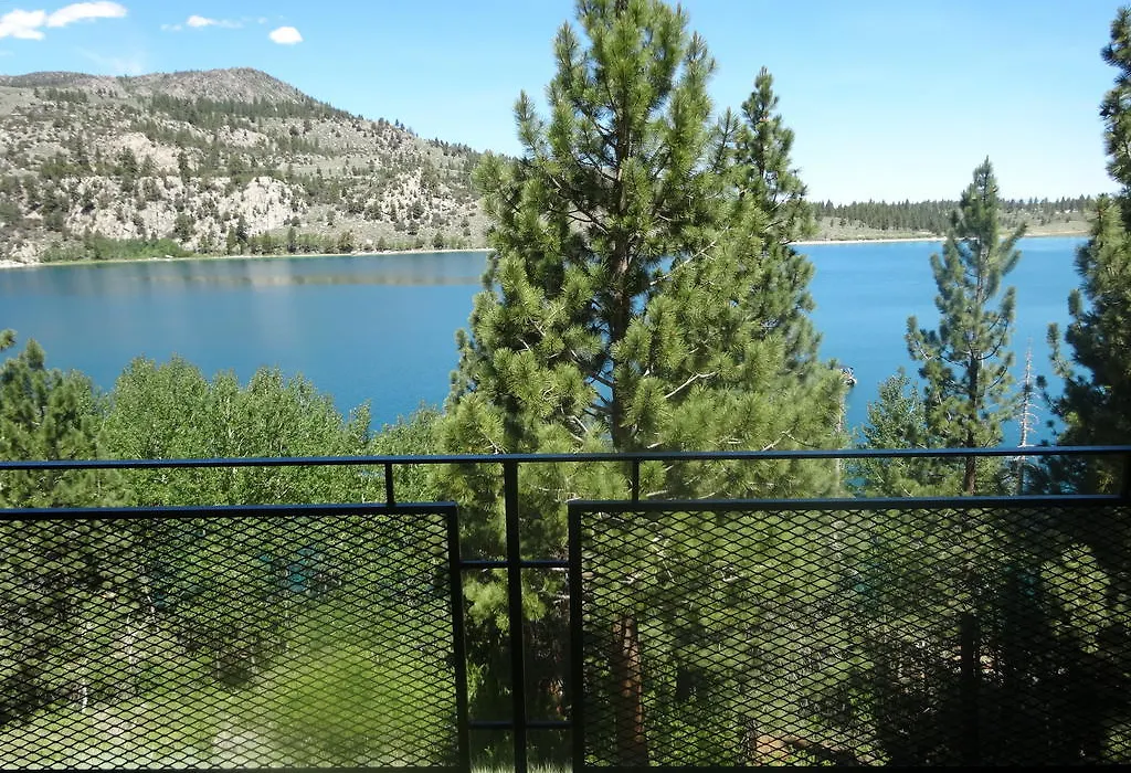 Boulder Lodge-1