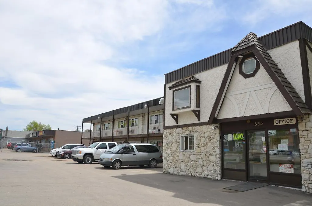 Coachman Inn-1