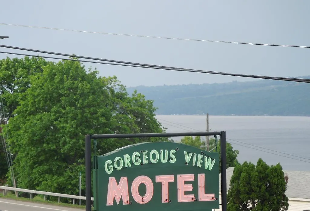Gorgeous View Motel-1
