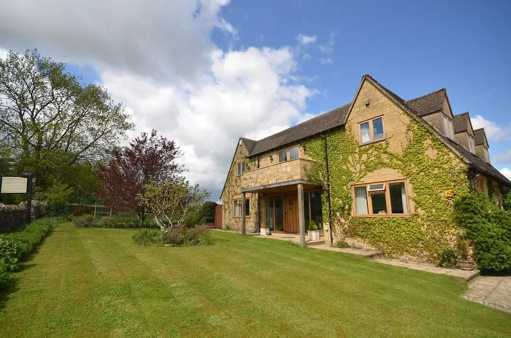 Woodland Guesthouse-1
