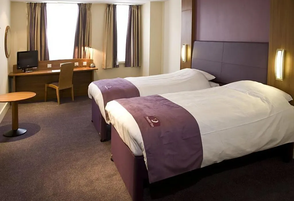 Premier Inn Tring-1