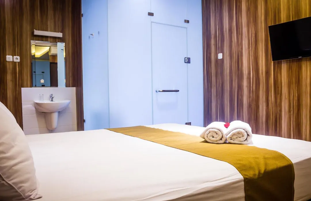 Madu Inn Hotel-1