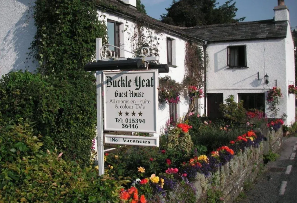 Buckle Yeat-1