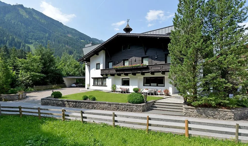 Alpin Hotel Garni Eder - Private Living-1