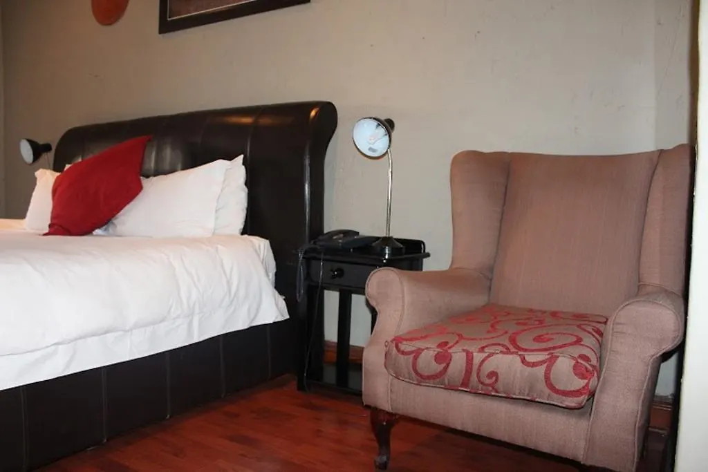 Flamboyant Guest Lodge-1
