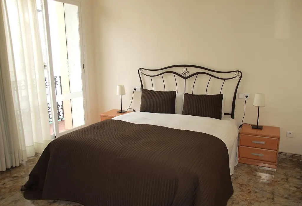 Hostal Portofino-1