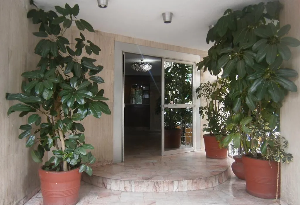 Hotel Polly-1