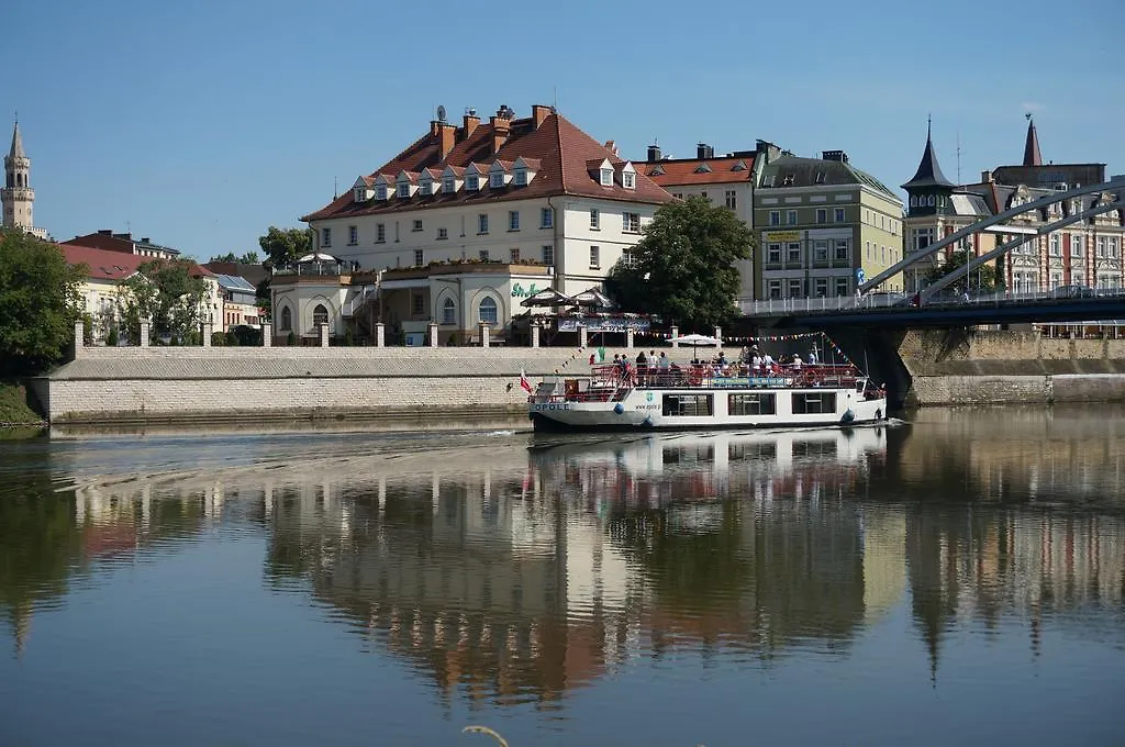 Hotel Piast-1