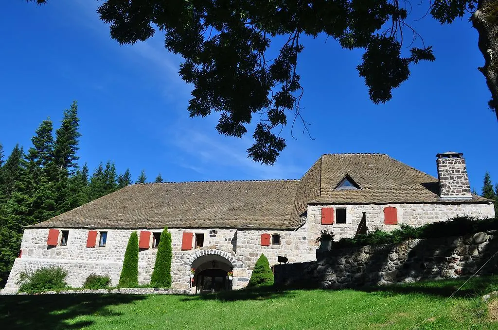 Domaine du Lac Ferrand-1