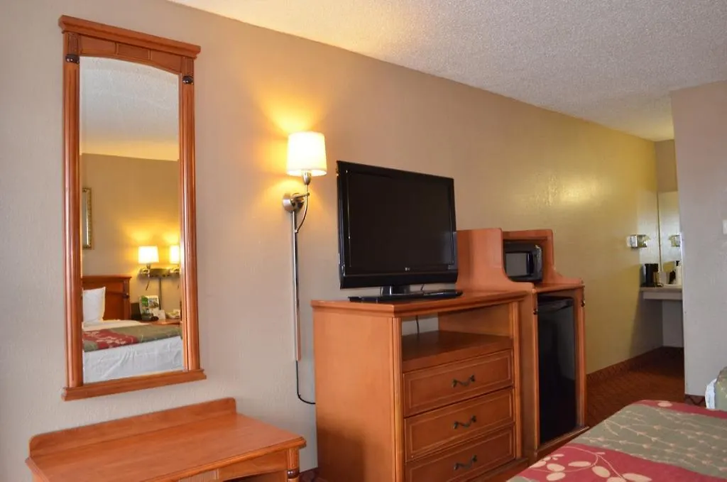 Americas Best Value Inn Crosstimbers-1