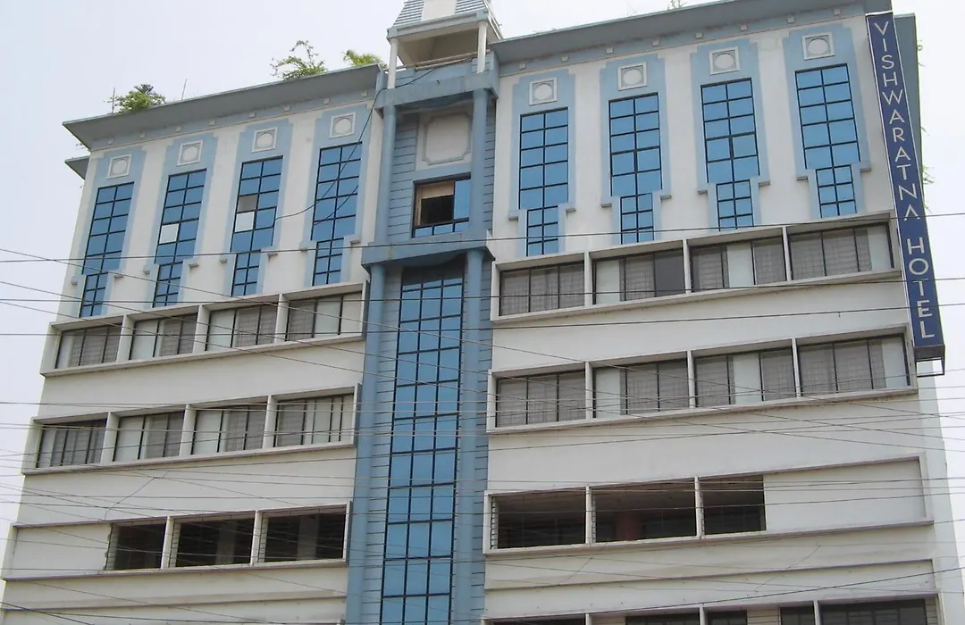Vishwaratna Hotel-1