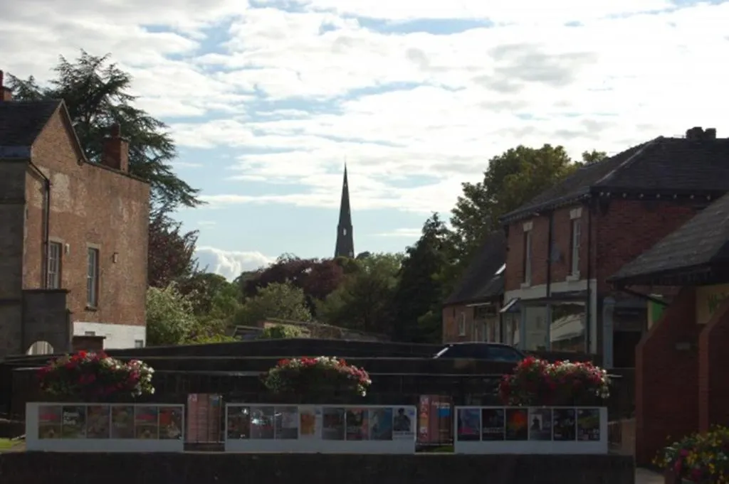 Compton House-1