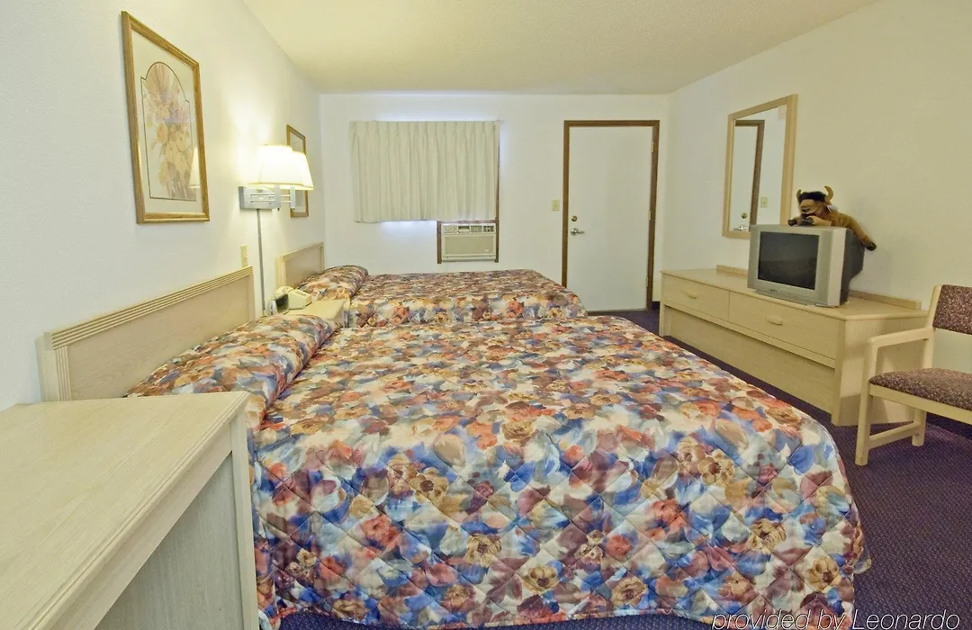 A Wyoming Inn-1