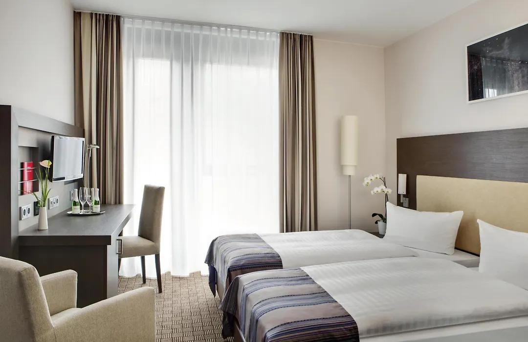 Intercityhotel Bonn City-1