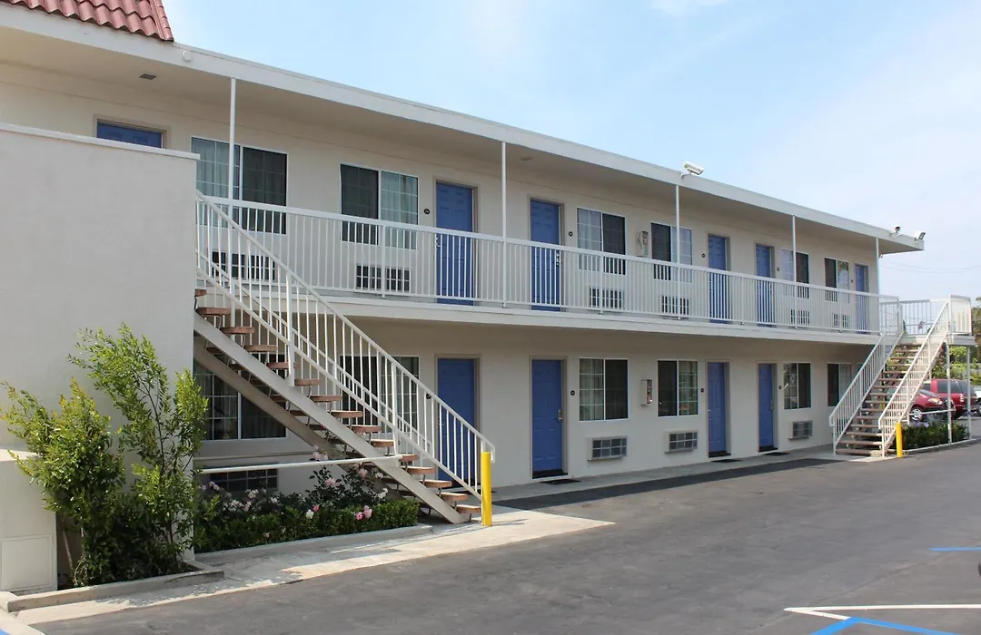 Motel 6 Gardena-1