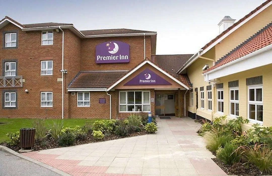 Premier Inn Welwyn Garden City-1