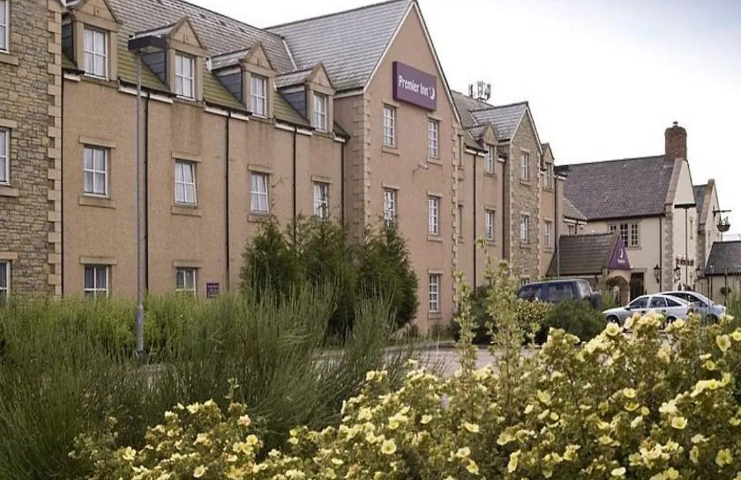 Premier Inn Aberdeen Westhill-1