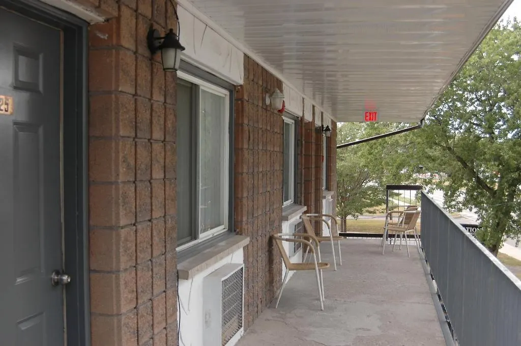 Tropicana Inn-1