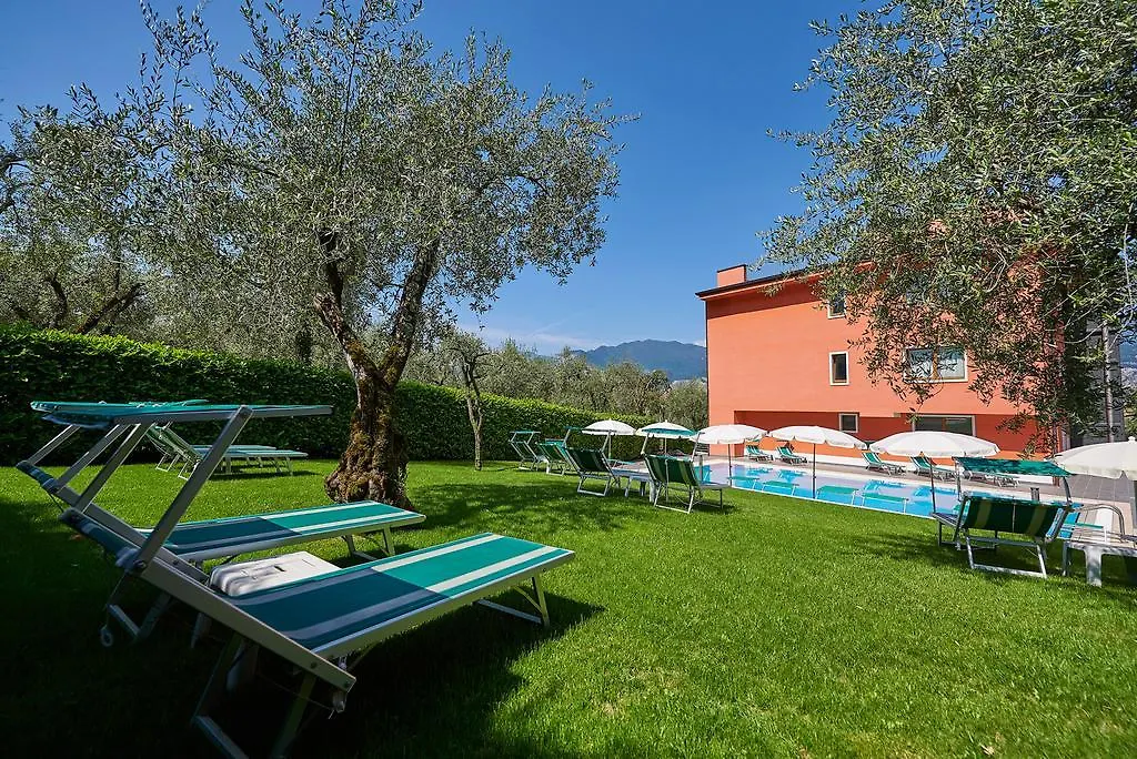 Hotel Vacanze 2000 - Adults Only-1