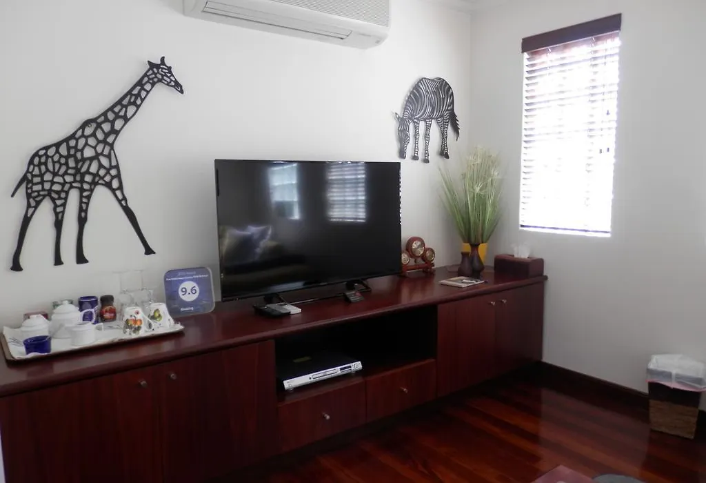 The Hideaway Luxury B&B Retreat-1