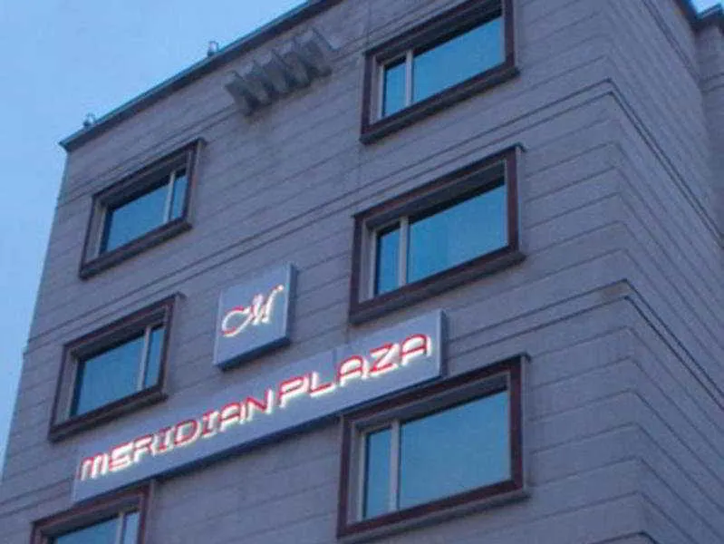 Hotel Meridian Plaza-1