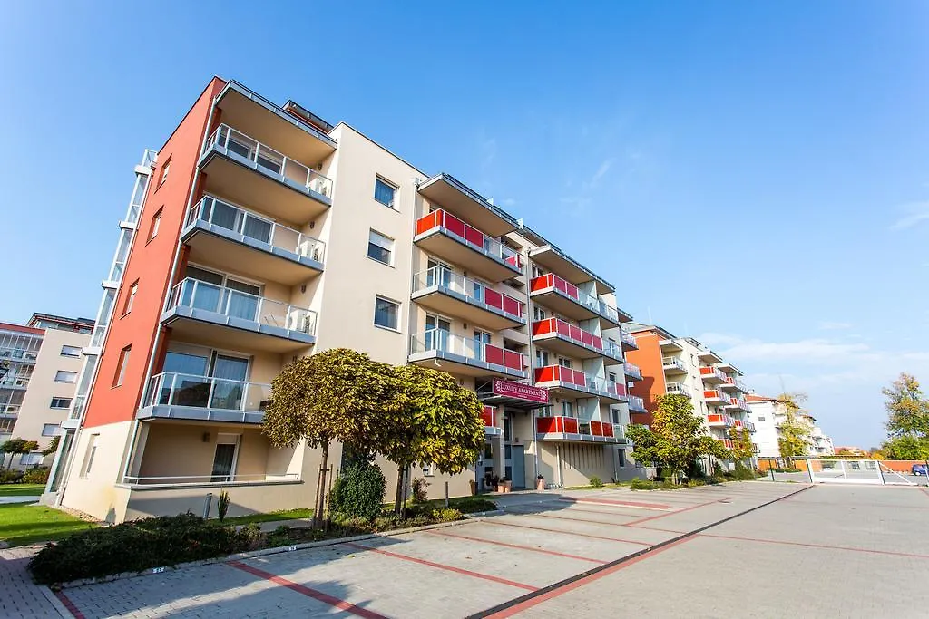 Luxury Apartment Hotel Siofok-1